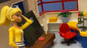 Отвали, Хлоя! Адриан мой! Маринетт, Хлоя и Лайла делят Адриана!