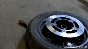 Замена подшипников переднего колеса Suzuki Skywave (all balls)