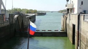 Николаевский шлюз на Дону