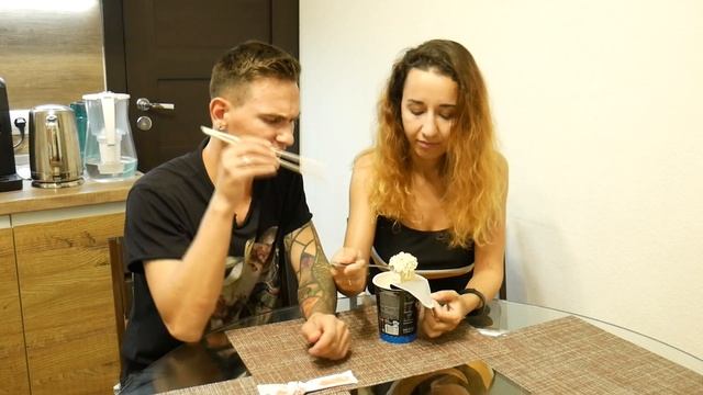 Семейный обзор : Бомж пакеты \ Лапша быстрого приготовления разных ценовых категорий