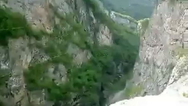 Теснина Черекского ущелья