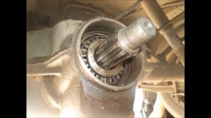 Газ31105 замена подушки МКПП и сальника редуктора