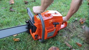 Husqvarna 3120Xp ?? Utilisation & Démarrage de la tronçonneuse