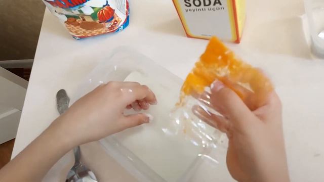 Слайм без клея без загустителя.Слайм из крахмала и воды. смотреть онлайн