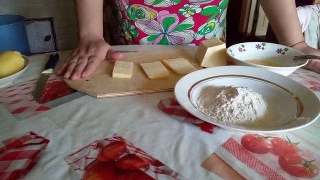 Сыр в кляре. ВСЕГО 3 ингредиента и 10 минут!! Будут просить - устанете готовить))) Лучший рецепт!