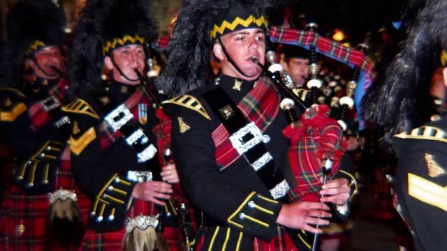 Royal Scottish Bagpipes - The Black Bear смотреть онлайн