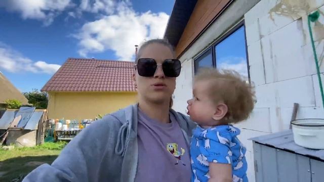 Реборн упал Лиам учится кататься на самокате Лиам в деревне Прогулка с реборном Лиамом на самокате