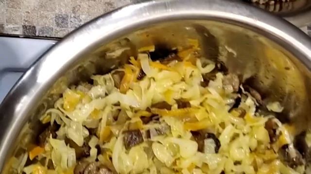 Пирожки с капустой и печенью смотреть онлайн