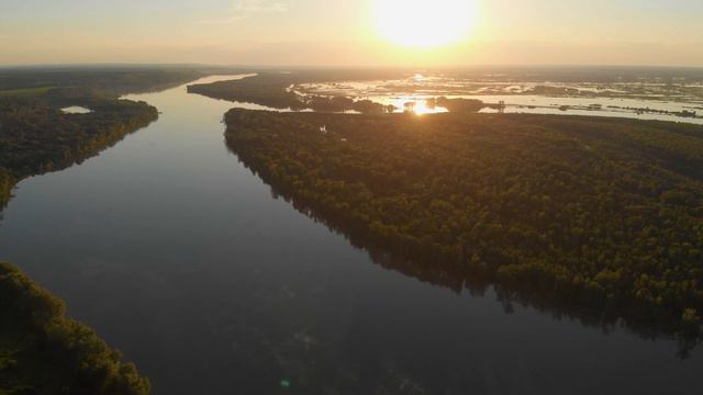 Aerial view of river Ob смотреть онлайн