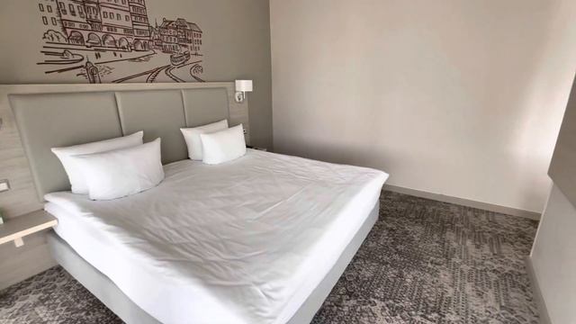 Обзор отеля Холидей Инн Калининград (Holiday Inn Kaliningrad) смотреть онлайн