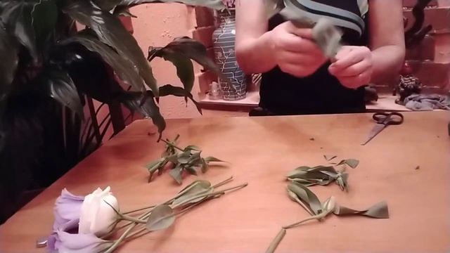 ЭУСТОМА ИЗ БУКЕТА , ЧЕРЕНКОВАНИЕ. смотреть онлайн