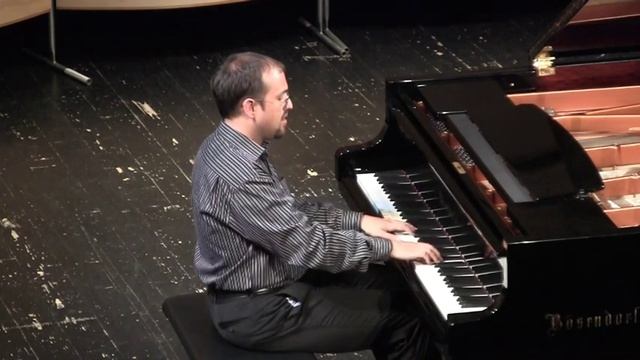 Andreas Eggertsberger plays F. Chopin - Mazurka op. 30-1 смотреть онлайн