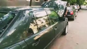 Mercedes-Benz w124 - 3.0D engine sound + start (1986)