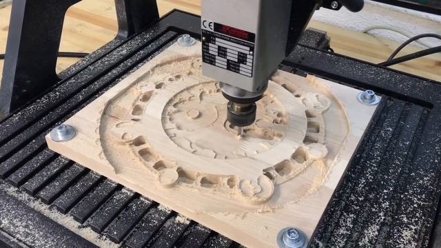 Делаем часы ручной работы на фрезерно-гравировальном станке с ЧПУ смотреть онлайн