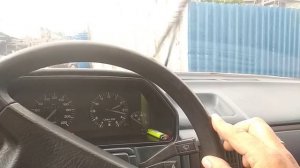 Работа дворников Ауди 100. Что за косяк?