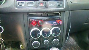 Alpine UTE-72BT и Alpine SXE-1750S