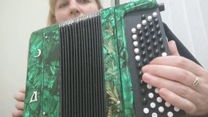 песня  А река течет, на баяне, левпя рука, куплет, .... обучение на баяне
