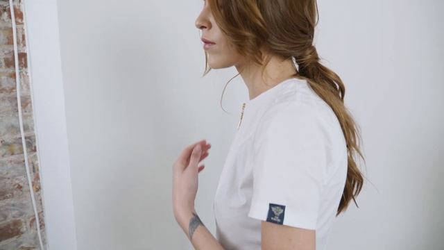 Белый медицинский костюм 40489 — In White смотреть онлайн