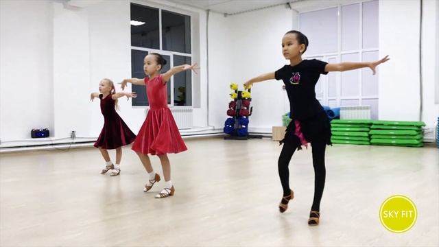 Детские группы бальных и спортивных танцев. Ролик для SkyFit, Усть-Каменогорск смотреть онлайн