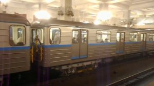 Нижегородское метро. "Номерной" КВР ЗРЭПС и "Шестёрка" на станции "Московская"