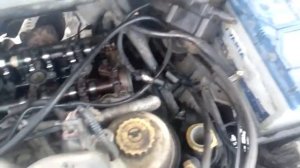 Выкручиваем залом свечи зажигания додж караван 2,4 ( крайслер )