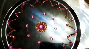 Куда применить лишние стразы от алмазной мозаики.??????