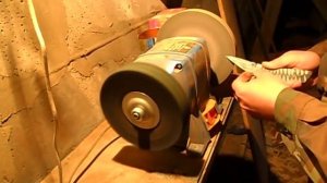 Точим нож быстро.