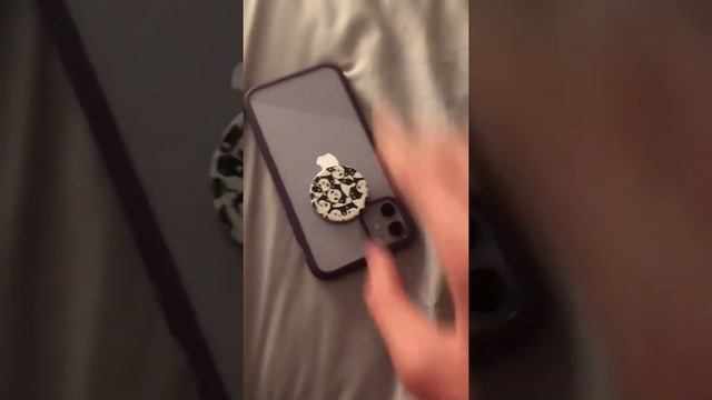 Slapping new phone everyday until silksong comes out day 179 смотреть онлайн