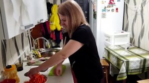 Мы родились в Сибири/готовим плов/отругала Вову