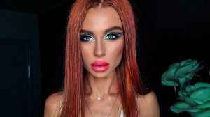 Графичный макияж