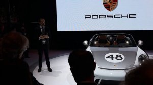 New York Auto Show 2019 - Debut of Porsche Speedster - New 992 S4 - Bentley 110 Aniv -  Hypercars