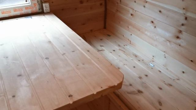 Баня-квадро 6 метров с 2 лавками рундуками и выносом топки печи смотреть онлайн