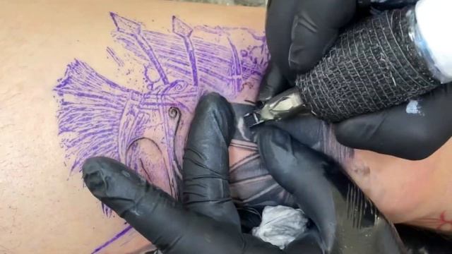 Time lapse tattoo! Spartan helmet смотреть онлайн