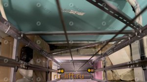 Мини подъёмник в пункте выдачи Wildberries