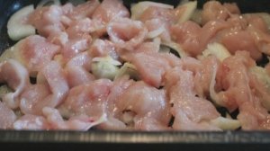 Куриные грудки с картошкой в духовке