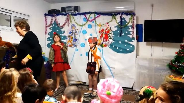 Новогодний праздник в Настя продлёнке смотреть онлайн