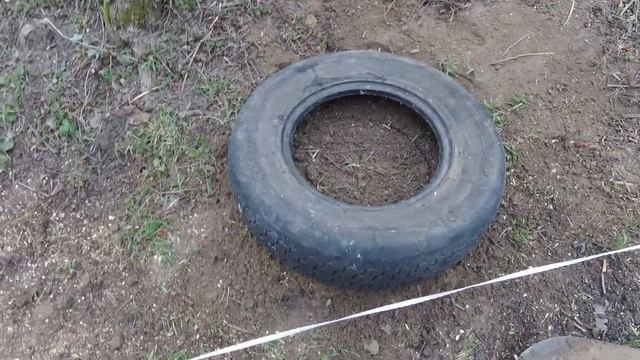 ГОТОВИМ ГРЯДКИ ДЛЯ КАБАЧКОВ ИЗ АВТОШИН. смотреть онлайн