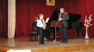 Сапаров, "Прогулка". Дуэт саксофонистов