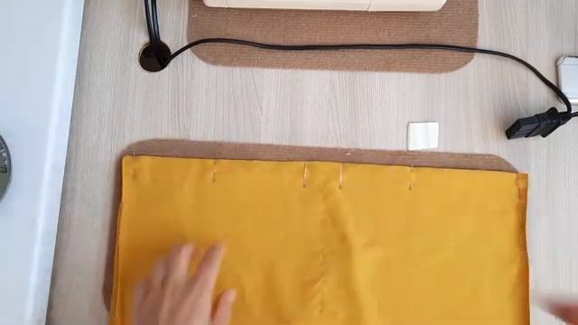 Простой топ на завязках спереди из кусочков ткани. Бесплатная выкройка смотреть онлайн