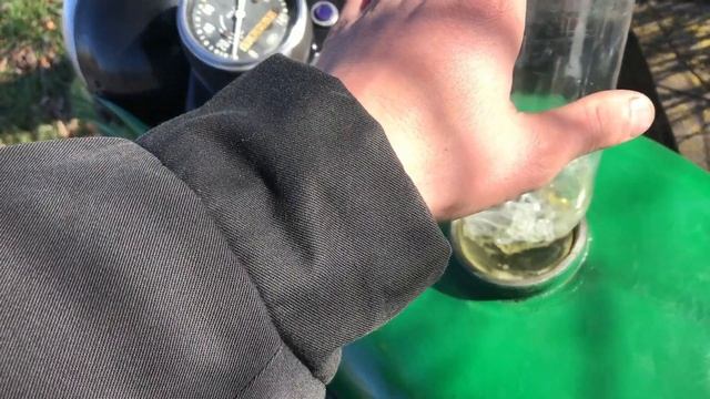 Урал М-67 и 1 ЛИТРА БЕНЗИНА ПРОВЕРЯЕМ РАСХОД ТОПЛИВА смотреть онлайн