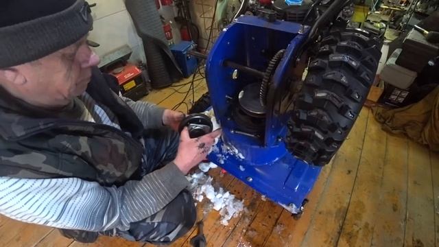 Ремонт снегоуборщика