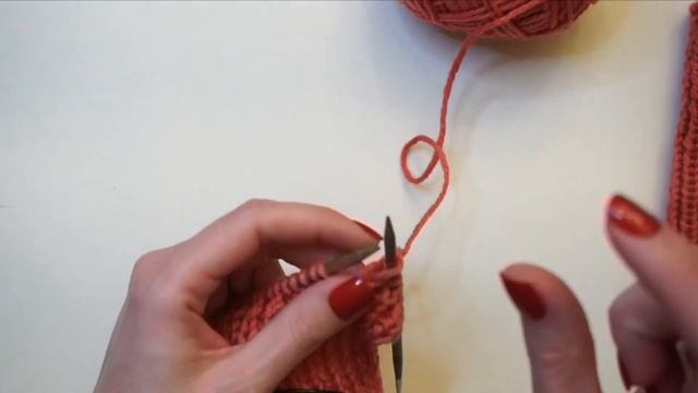 KNIT FLAT Quick & Easy Fingerless Gloves | Free Tutorial and Free Pattern | Knitting House Square смотреть онлайн