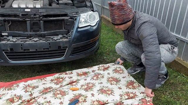 Cum sa scoti farul fara a demonta bara fata VW Passat b6 смотреть онлайн
