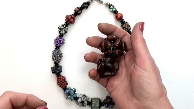 Beading Globally Necklace #2 - Egyptian & Chinese Beading Techniques - 7 Bead Netting Techniques смотреть онлайн