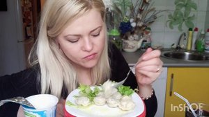 Мукбанг ? Пельмени со сметаной ?