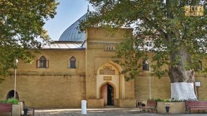 ДЕРБЕНТСКАЯ ДЖУМА-МЕЧЕТЬ