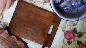 Хребты лосося горячего копчения