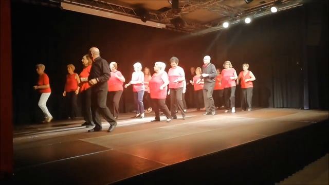 Baile en linea - bachata- grupo casablanca Mayo 2018 смотреть онлайн