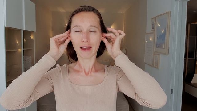 Корейский лимфодренажный массаж // Самомассаж лица и шеи