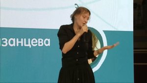 Режиссёр сказал: одевайся теплее, тут холодно